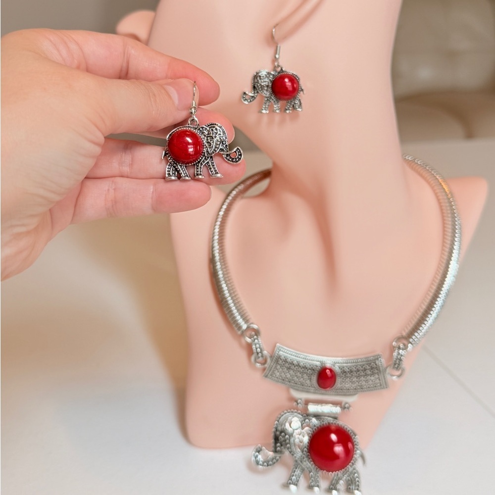 ⚜️ Silver and Red Elephant Jewelry Set - Picture 5 of 11